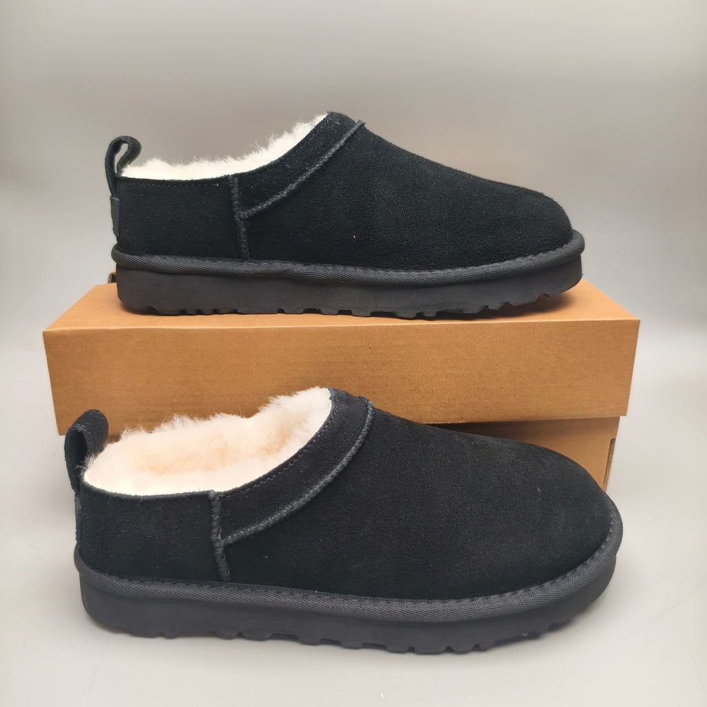 Women's Black Classic Slip-On Shoes - Style 3891