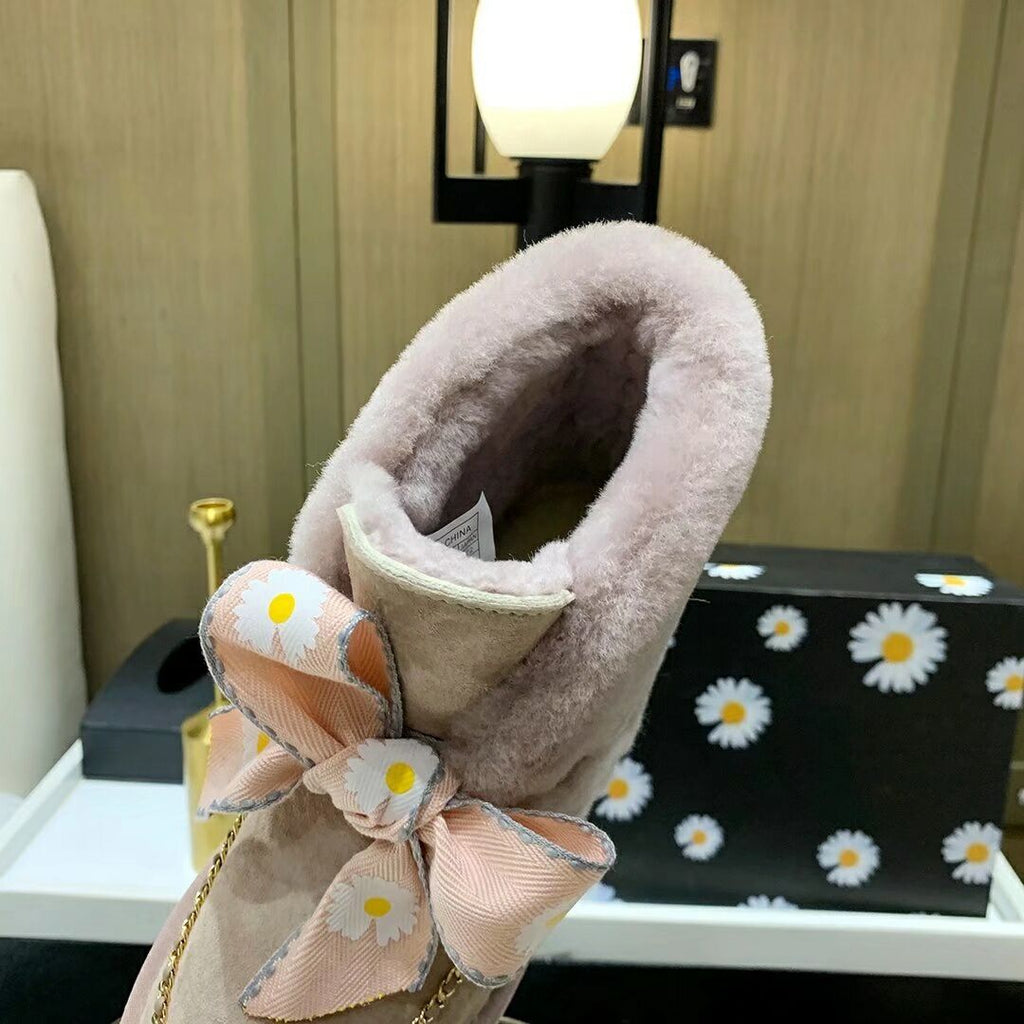 Mu Pink Daisy, Chain & Ribbon Detail Shoes - Style 7888