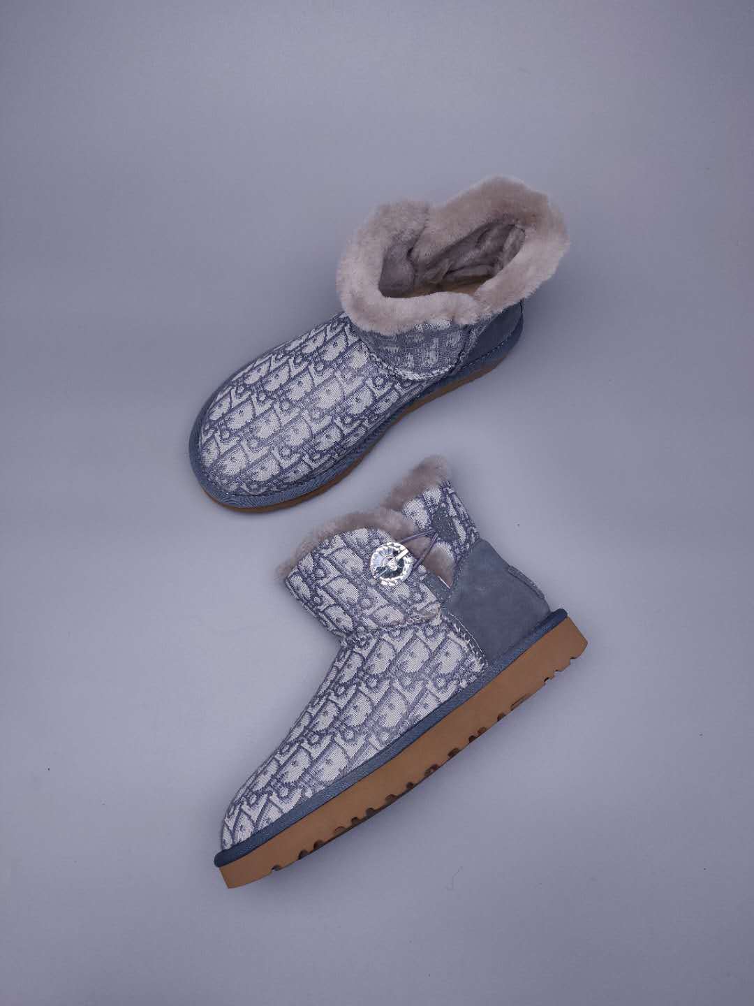 Gray Fabric-Textured Footwear - Style 6554