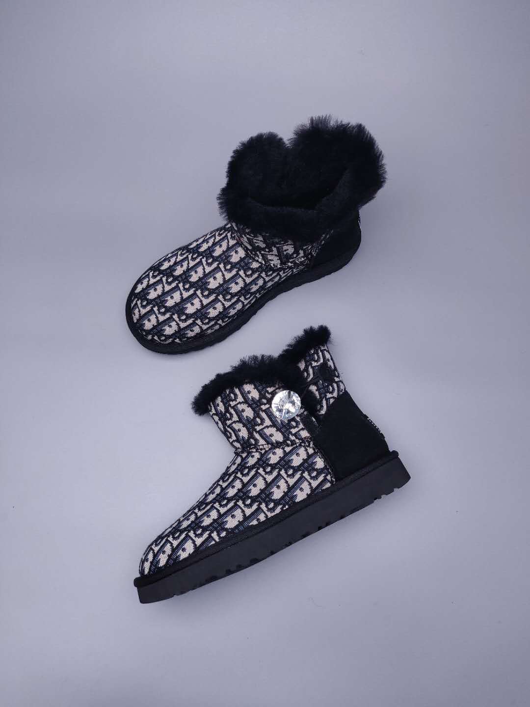 Black Fabric-Textured Footwear - Style 6554