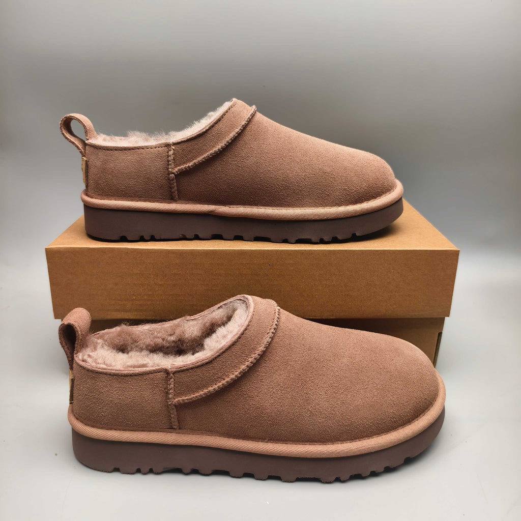 Women's Mu Pink Classic Slip-On Shoes - Style 3891
