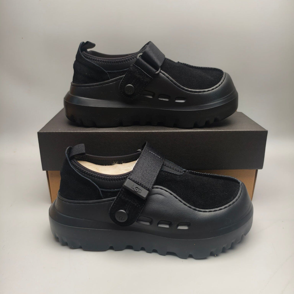 Black Unisex Slip-On Casual Shoes - Style 7550