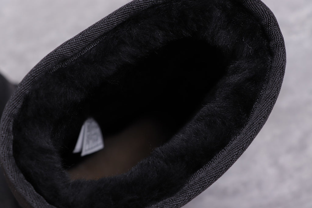 Black Classic Short II Boots - Style 6223