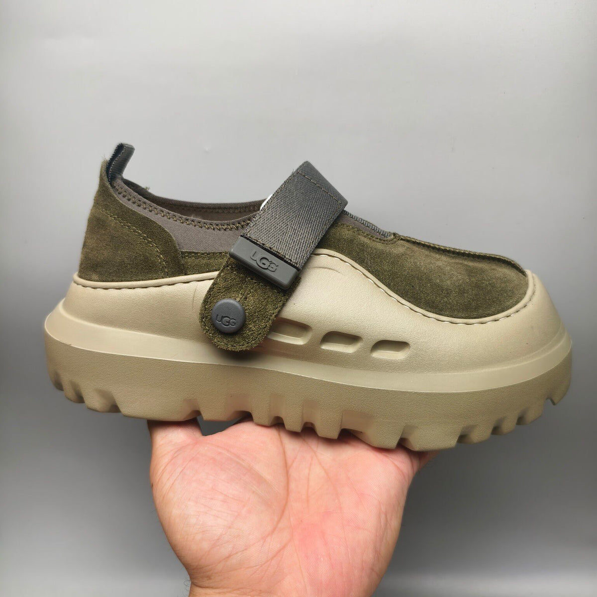 Green Unisex Slip-On Casual Shoes - Style 7550