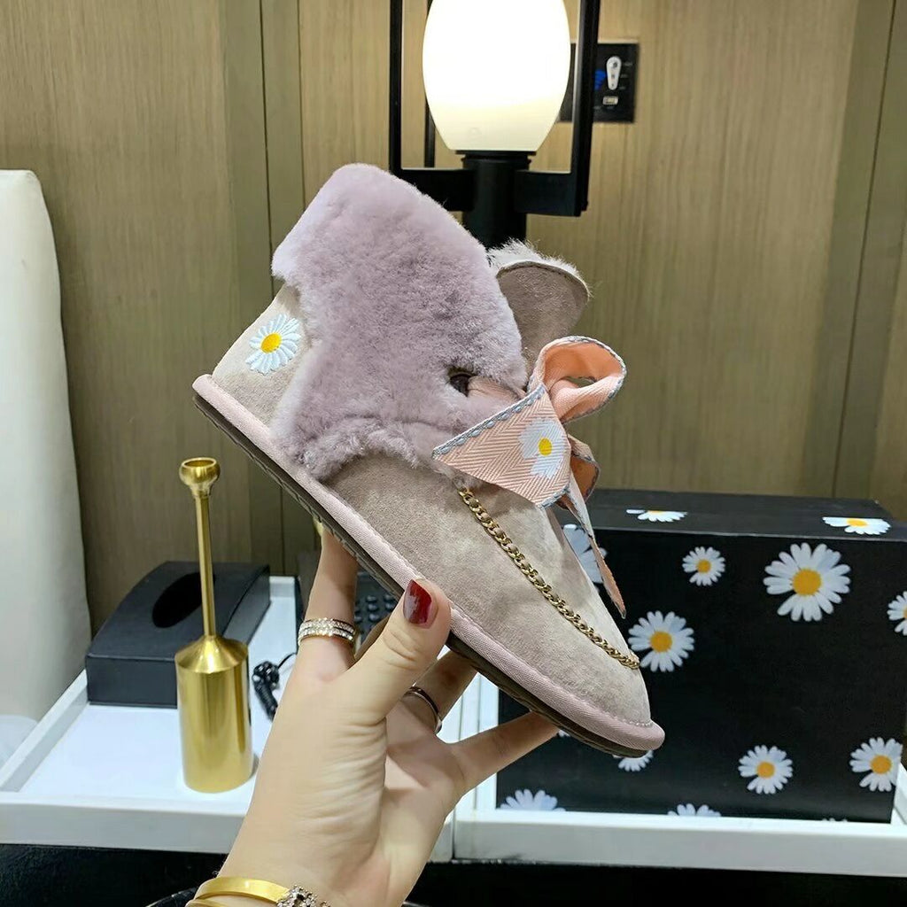 Mu Pink Daisy, Chain & Ribbon Detail Shoes - Style 7888