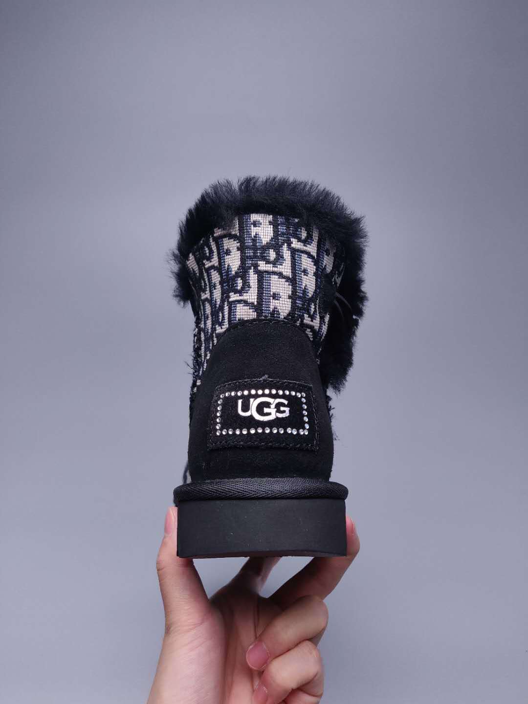 Black Fabric-Textured Footwear - Style 6554