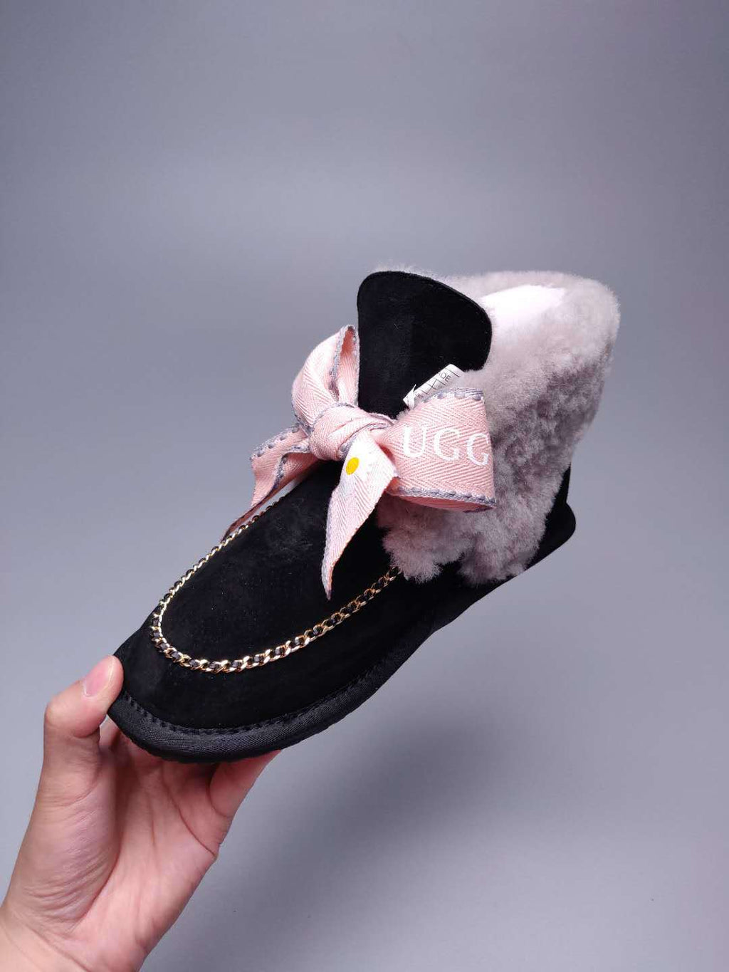Black Daisy, Chain & Ribbon Detail Shoes - Style 7888