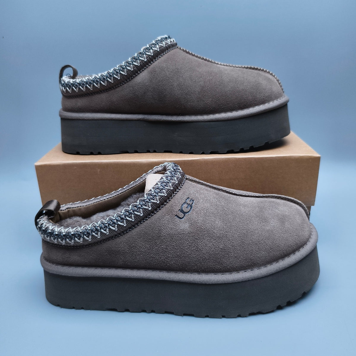 Hu Mu Tao Boho-Inspired Platform Casual Shoes - Style 2553 / 2130