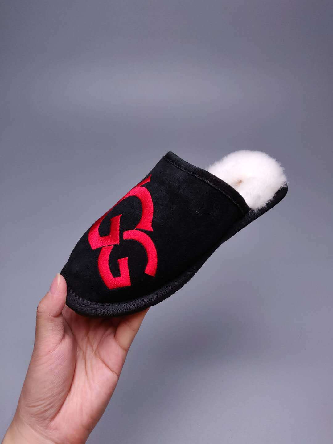 Black Big G Indoor Slippers - Style 2593