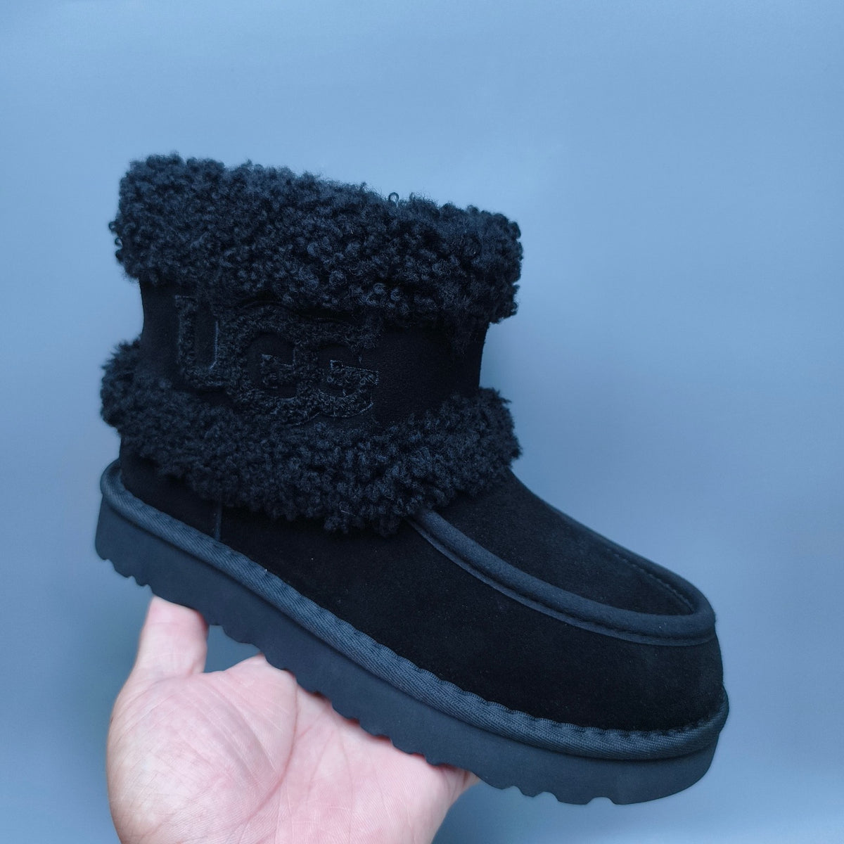 Black Curly-Textured Oversized-Logo Mid-Top Boots - Style 5410
