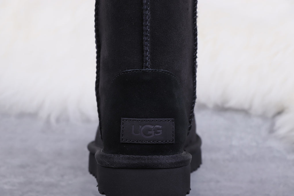 Black Classic Short II Boots - Style 6223