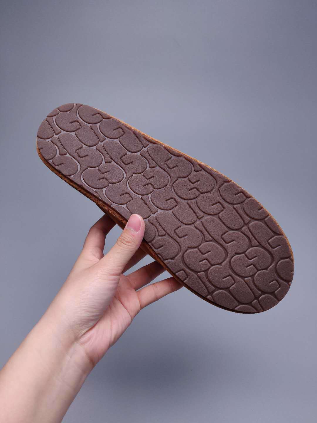 Chestnut Big G Indoor Slippers - Style 2593