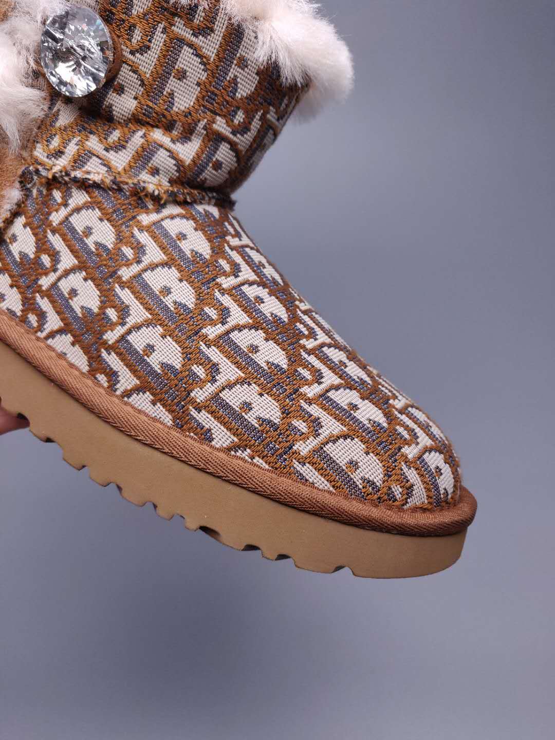 Chestnut Fabric-Textured Footwear - Style 6554
