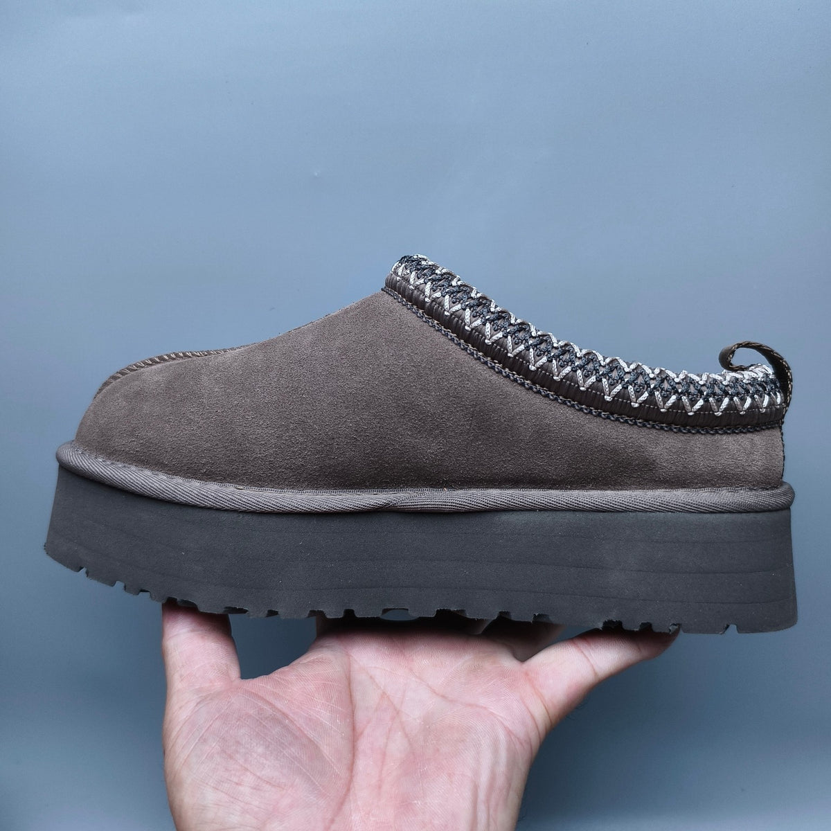Hu Mu Tao Boho-Inspired Platform Casual Shoes - Style 2553 / 2130