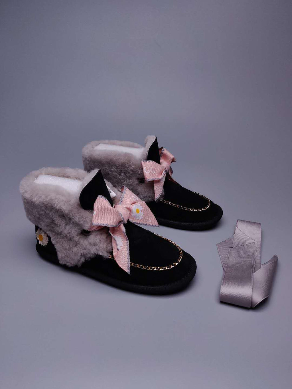 Black Daisy, Chain & Ribbon Detail Shoes - Style 7888