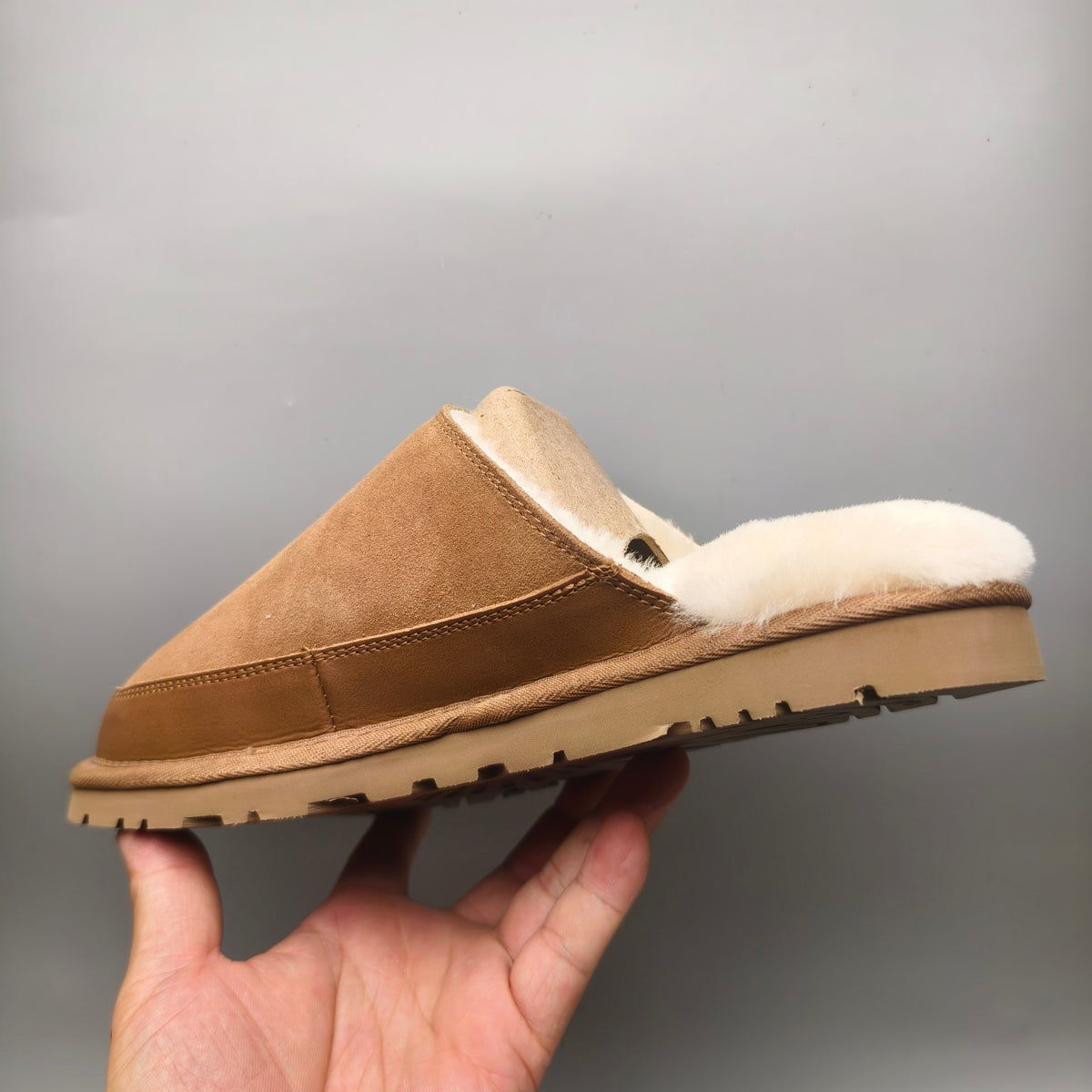 Men's Chestnut Ultralight Fluffy Casual Slippers - Style 4585