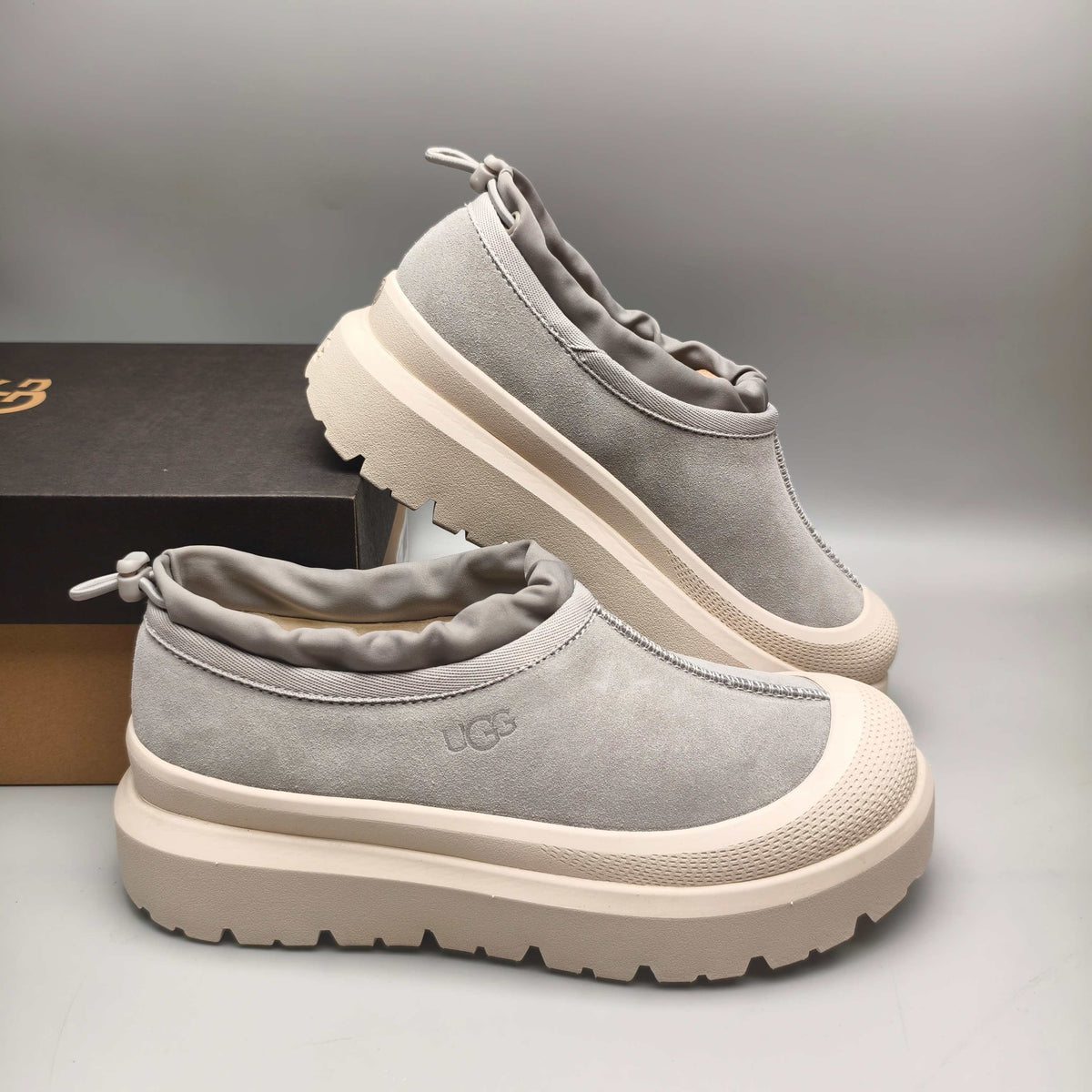 Light Gray Slip-On Casual Shoes - Style 4096