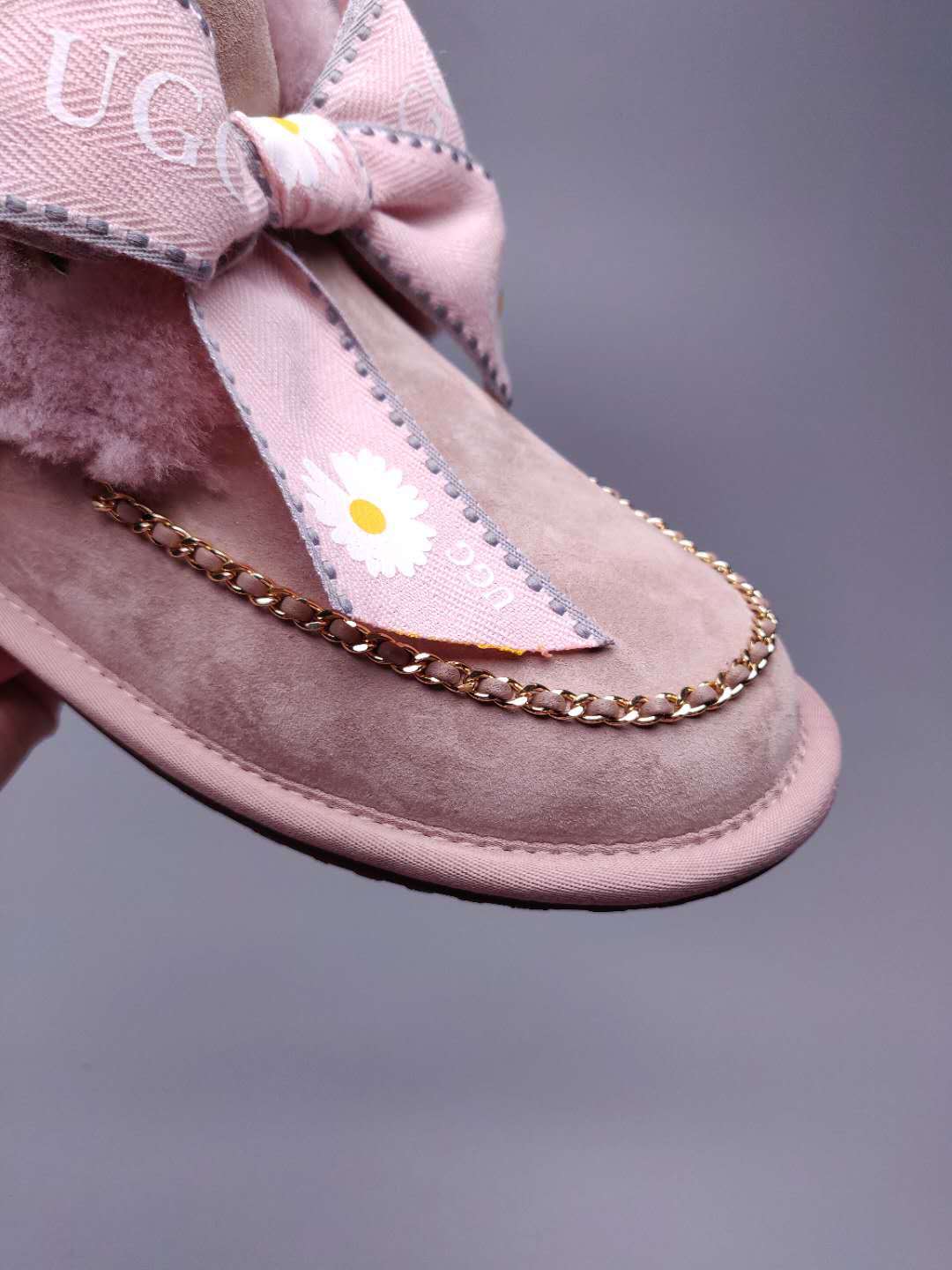 Mu Pink Daisy, Chain & Ribbon Detail Shoes - Style 7888