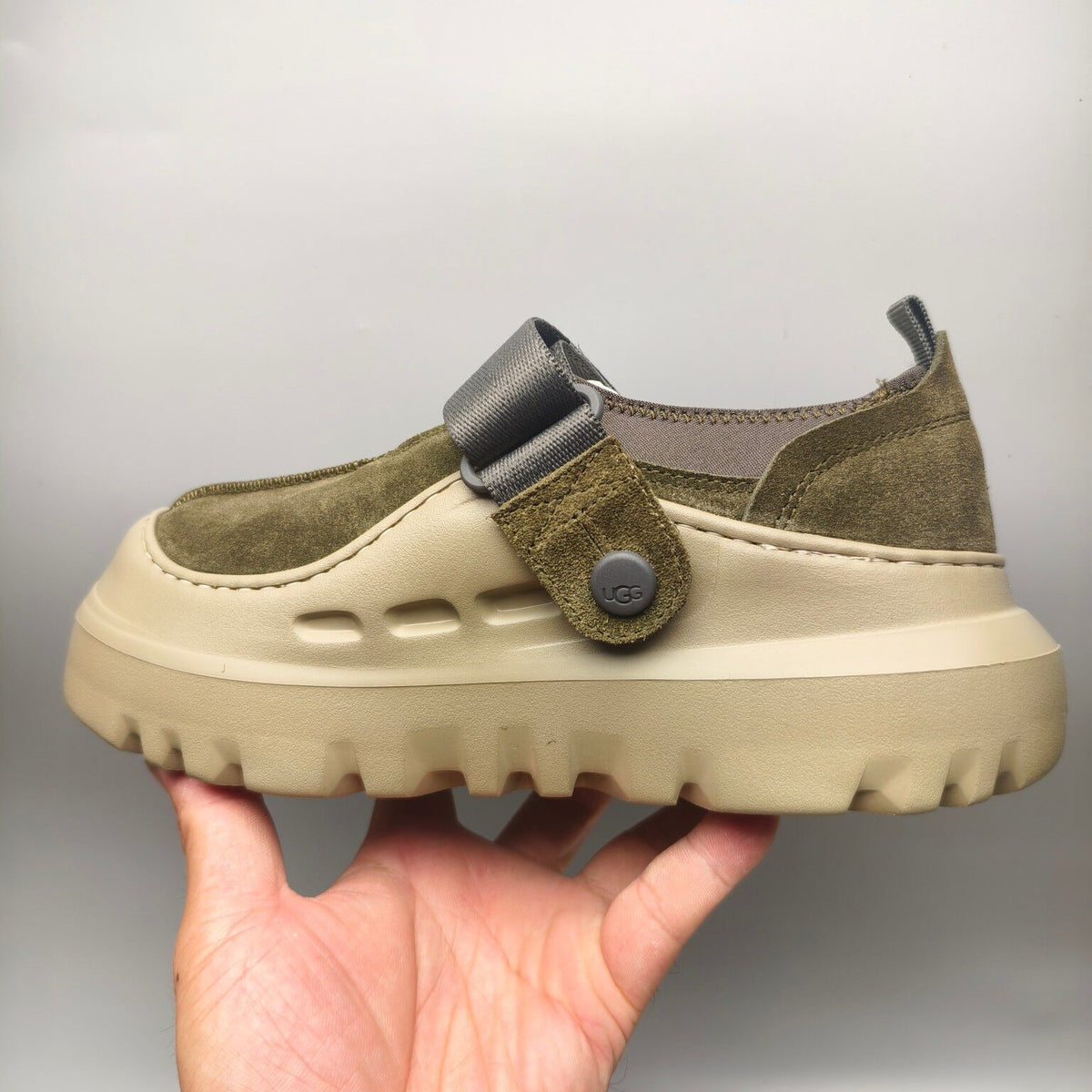 Green Unisex Slip-On Casual Shoes - Style 7550