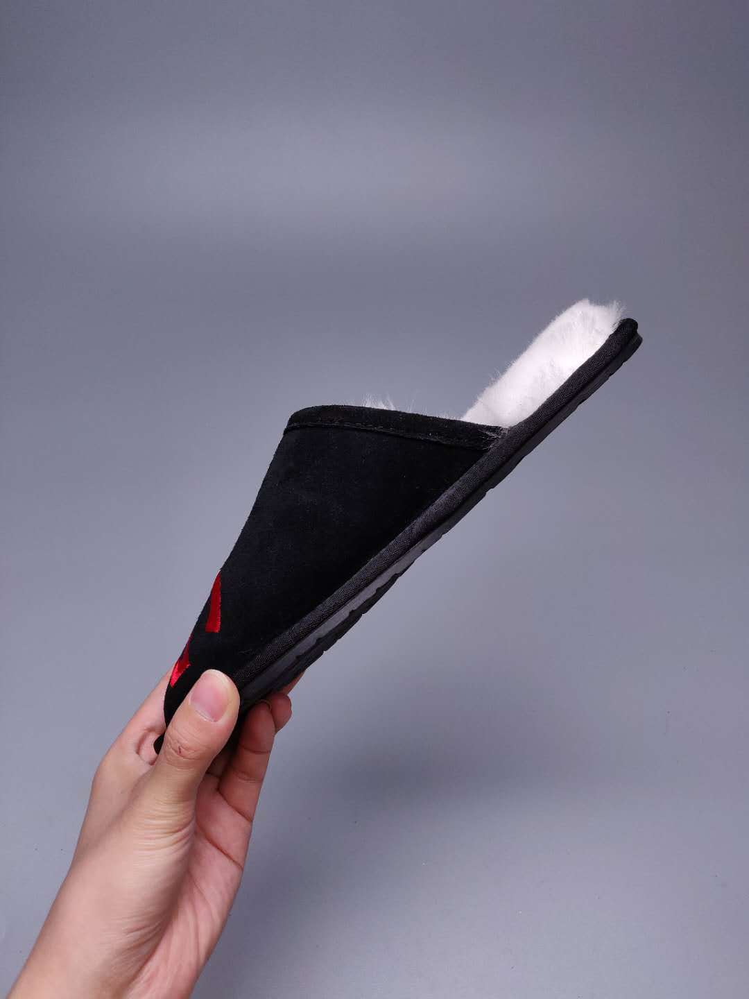 Black Big G Indoor Slippers - Style 2593