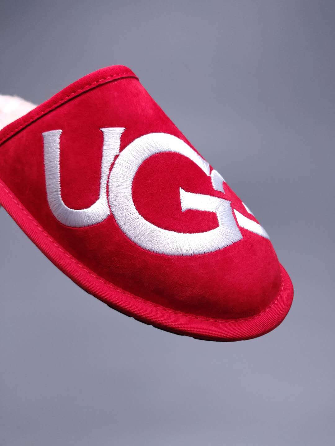 Bright Red Big G Indoor Slippers - Style 2593