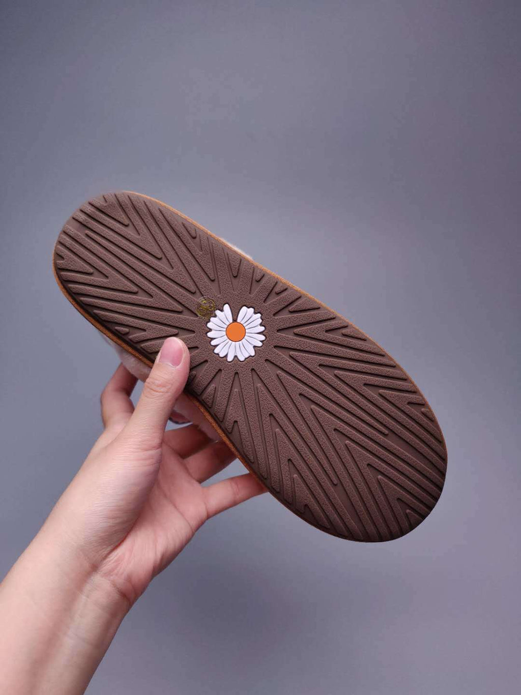 Chestnut Daisy, Chain & Ribbon Detail Shoes - Style 7888