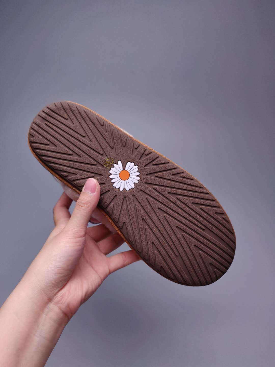 Chestnut Daisy, Chain & Ribbon Detail Shoes - Style 7888