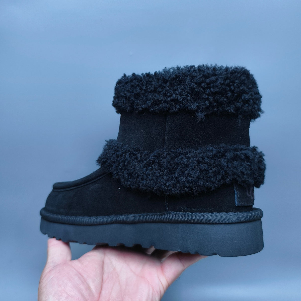 Black Curly-Textured Oversized-Logo Mid-Top Boots - Style 5410