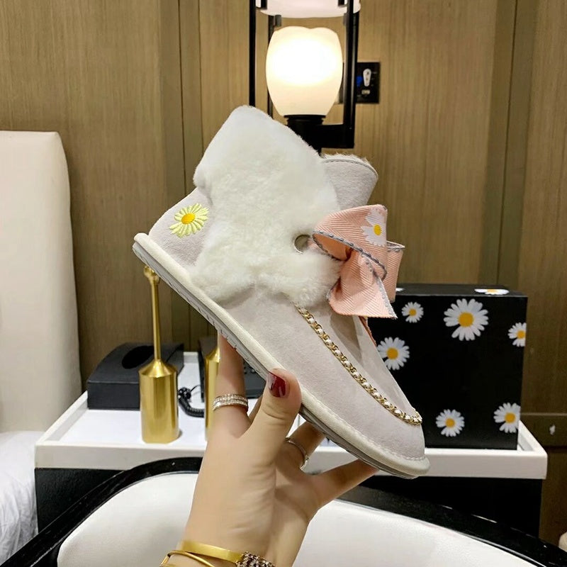 Milkshake White Daisy, Chain & Ribbon Detail Shoes - Style 7888