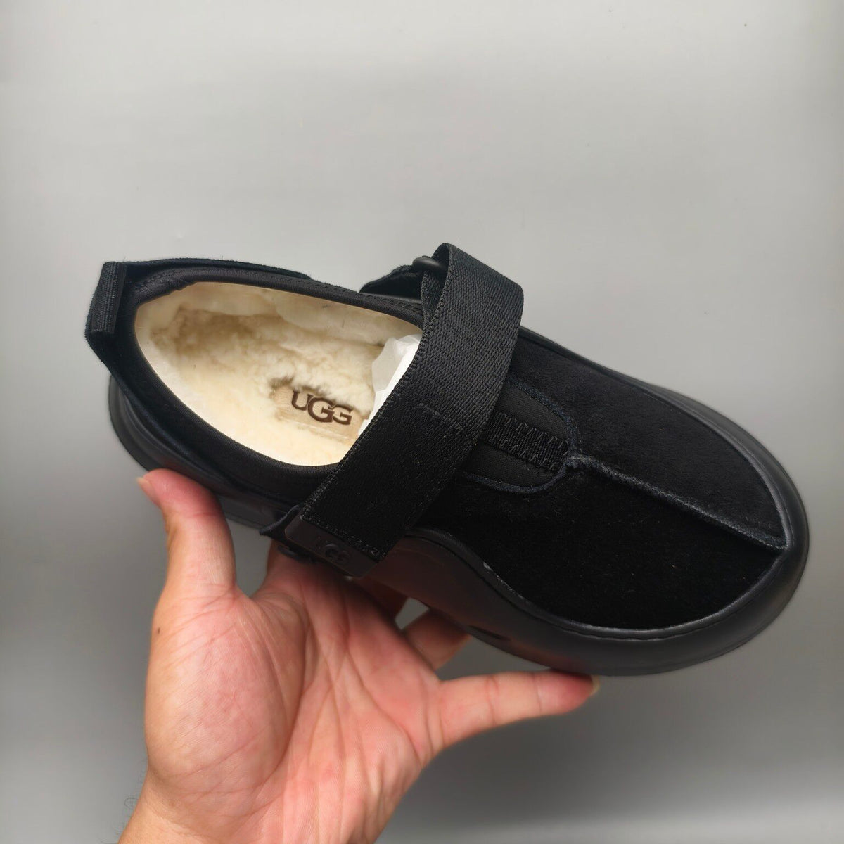 Black Unisex Slip-On Casual Shoes - Style 7550