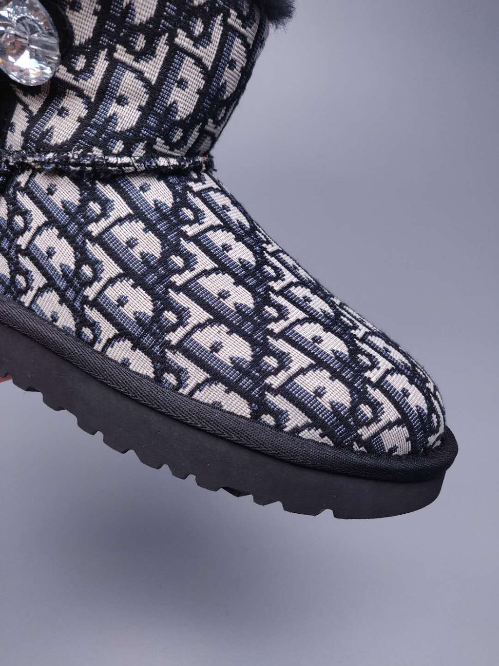 Black Fabric-Textured Footwear - Style 6554